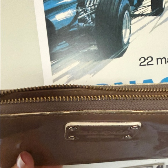 kate spade brown patent leather wallet - Picture 6 of 6